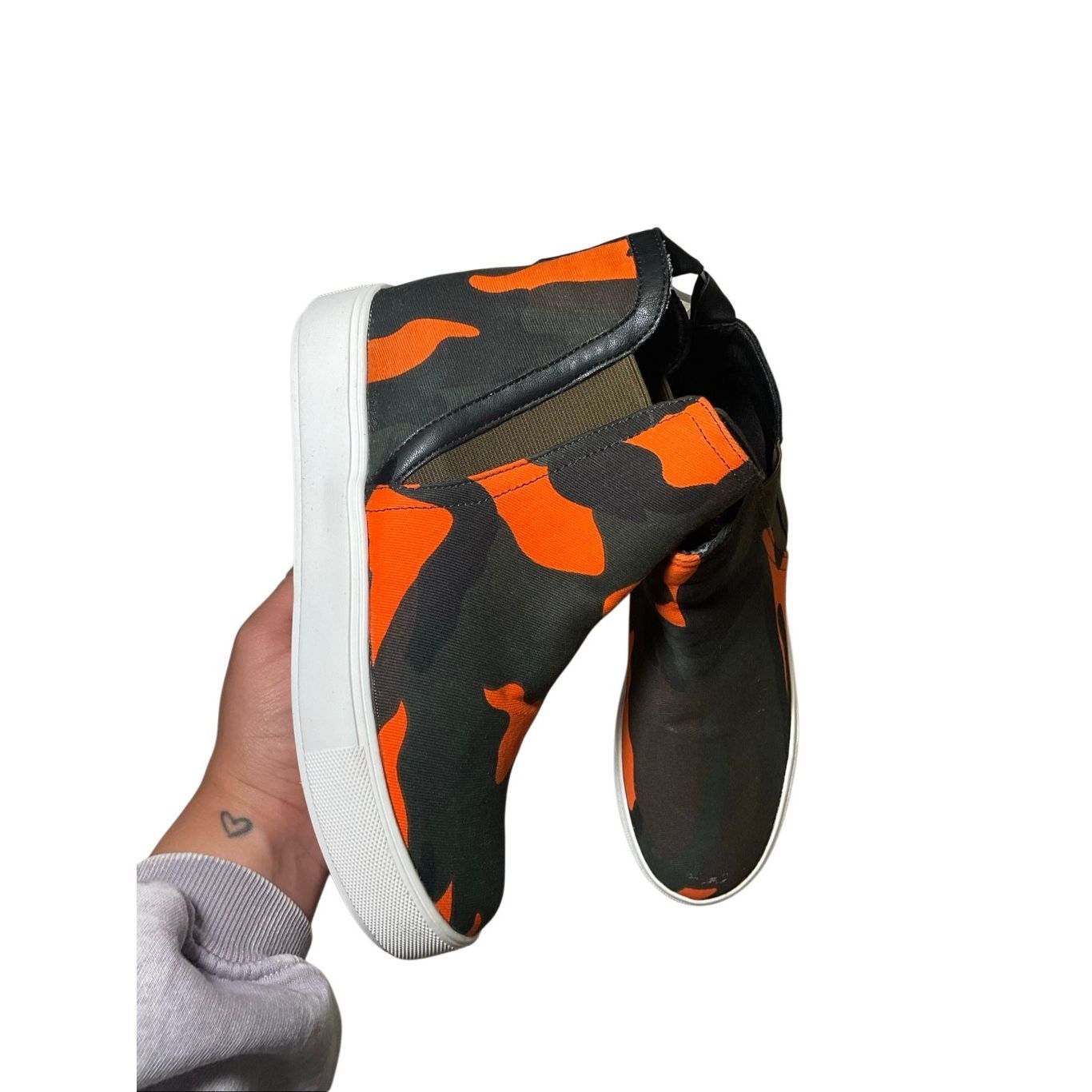 Chase And Chloe | Kendra High Top Wedge Sneaker
